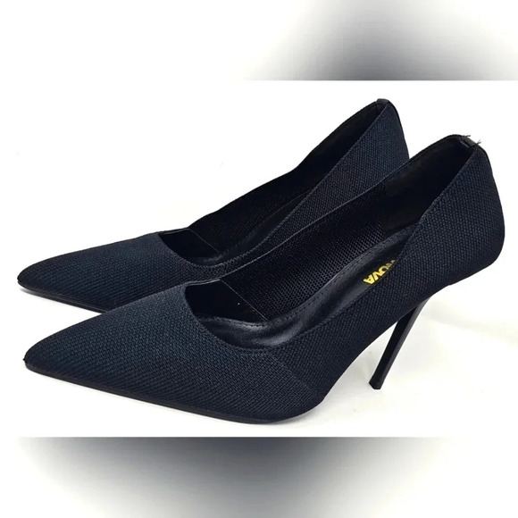 Fasion Nova Bentley Knit Fabric Stilletos Size 10 Black - Picture 1 of 11